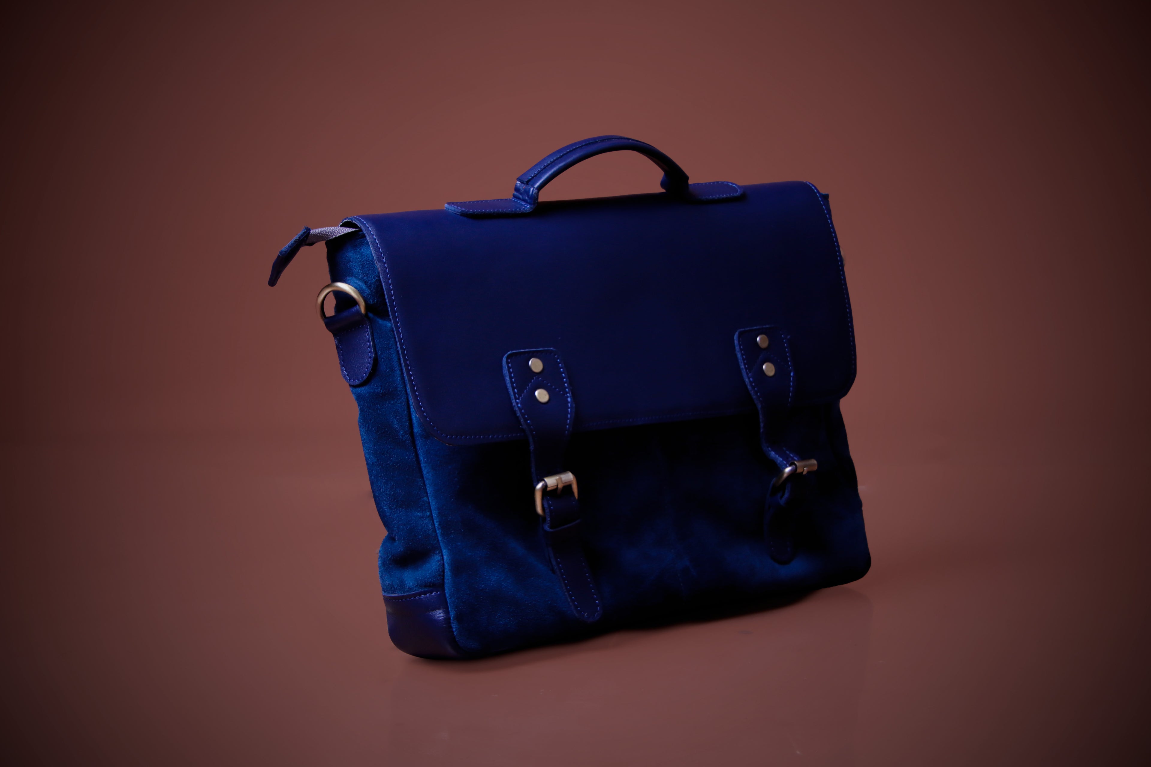 The Meridian Leather Messenger